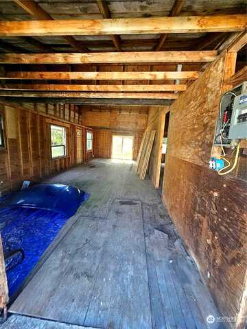 Pine, PORT ORCHARD, WA 98367