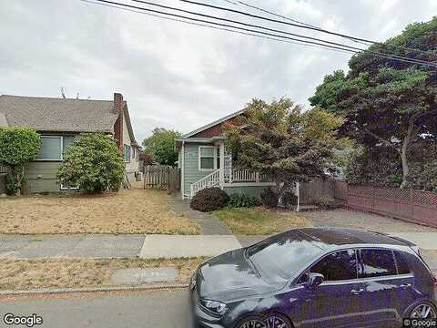 35Th, SEATTLE, WA 98105
