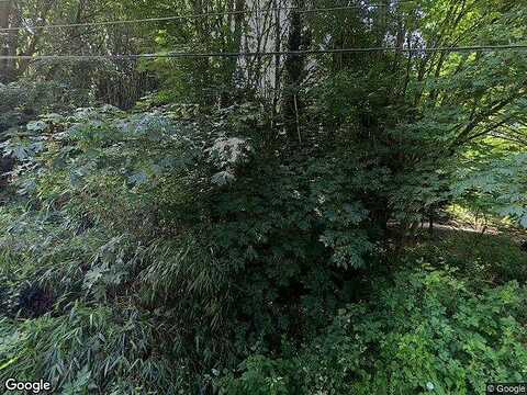 Slater, KIRKLAND, WA 98033