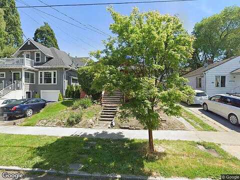 27Th, SEATTLE, WA 98122