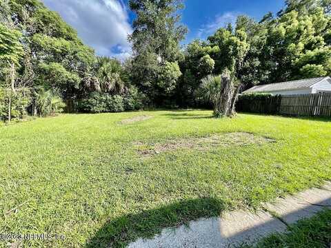 Wakefield, JACKSONVILLE, FL 32208