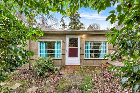 Donovan, BELLINGHAM, WA 98225
