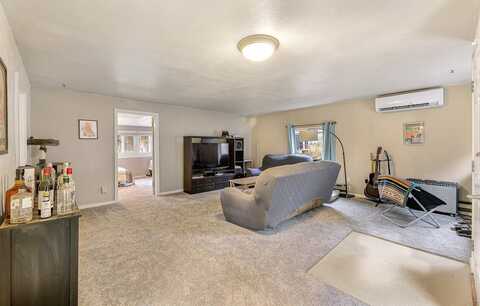 Donovan, BELLINGHAM, WA 98225