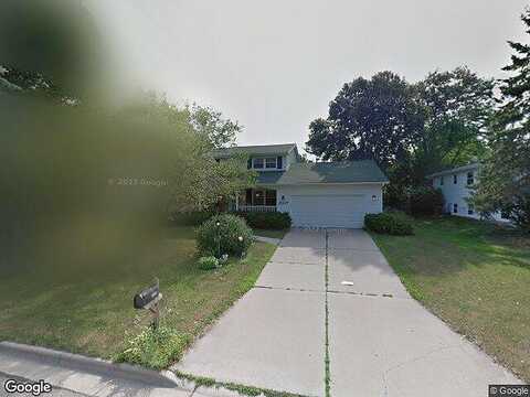 King James, FITCHBURG, WI 53719