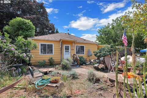 Wood, EUGENE, OR 97402