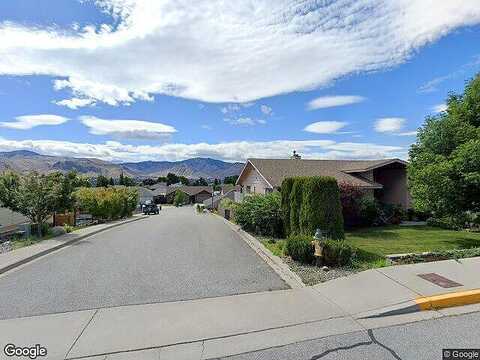 Fawn, EAST WENATCHEE, WA 98802