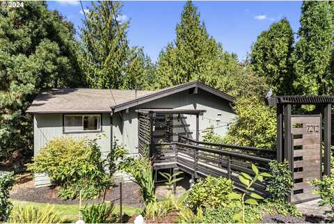 118Th, PORTLAND, OR 97266