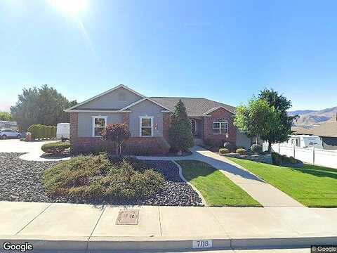 Clarissa, EAST WENATCHEE, WA 98802