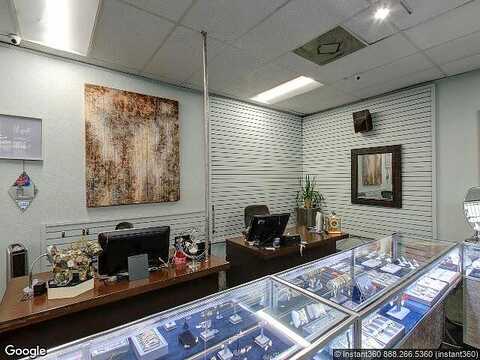 Beverly Hills, HOUSTON, TX 77057
