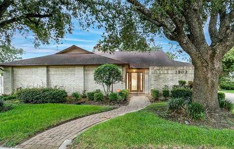 Salvador, PASADENA, TX 77504