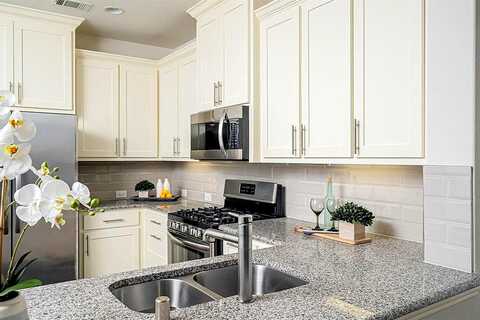 Decker, MCKINNEY, TX 75070