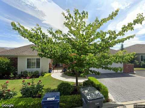 Broadway, WENATCHEE, WA 98801