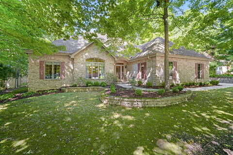 Chestnut Hill, SUSSEX, WI 53089