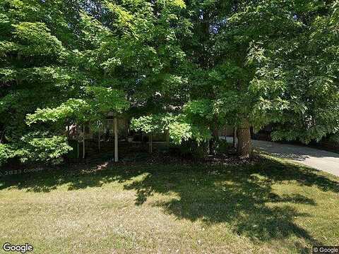 Chestnut Hill, SUSSEX, WI 53089