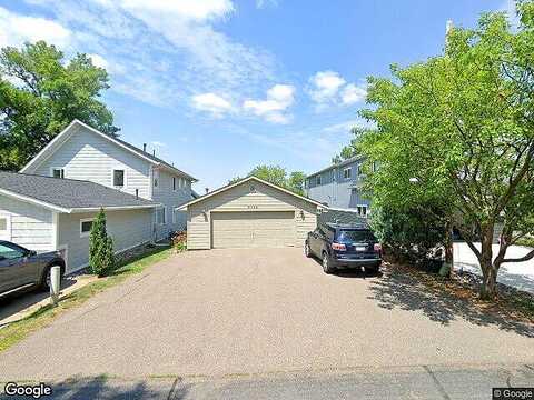 Rhoy, CHASKA, MN 55318
