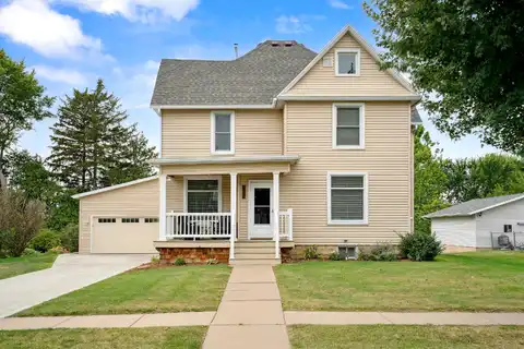 Adams, LANCASTER, WI 53813