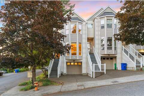 18Th, PORTLAND, OR 97239