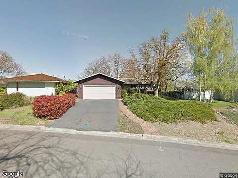Oak Knoll, ASHLAND, OR 97520