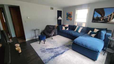 84Th, MILWAUKEE, WI 53222