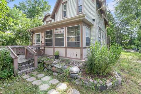 East, BLACK EARTH, WI 53515