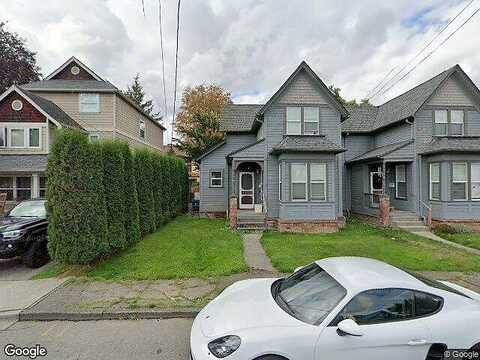 Maple, SNOHOMISH, WA 98290
