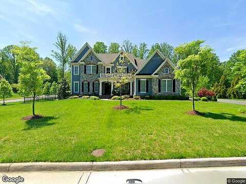Tradewind, OAKTON, VA 22124