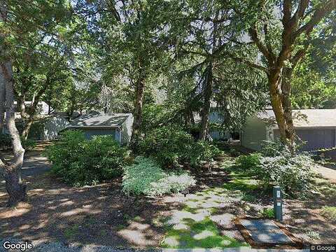 Woodside, LAKE OSWEGO, OR 97035
