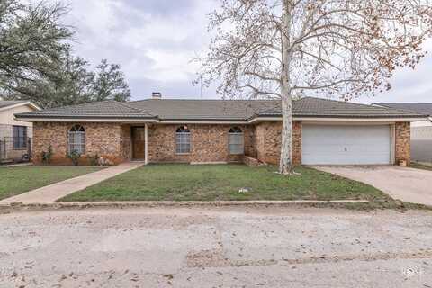 East, BALLINGER, TX 76821