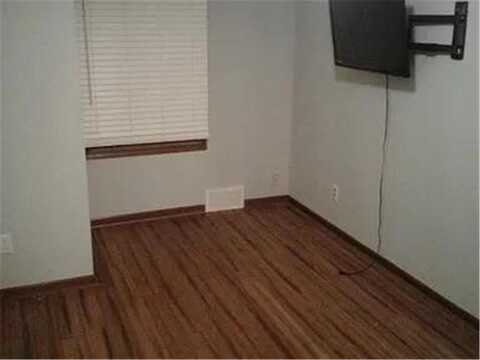 Thomas, MINNEAPOLIS, MN 55411