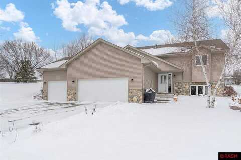 State, LE CENTER, MN 56057