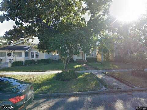 12Th, SAINT PETERSBURG, FL 33701