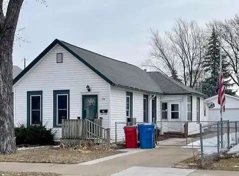 Baker, WINONA, MN 55987