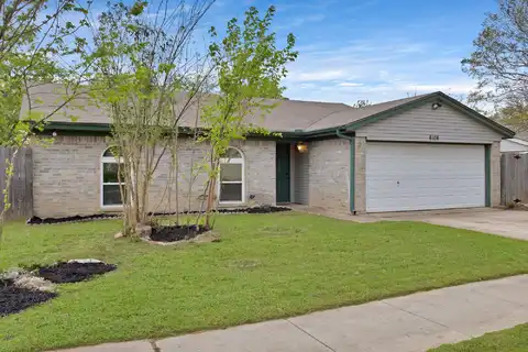 Kelly Elliott, ARLINGTON, TX 76001