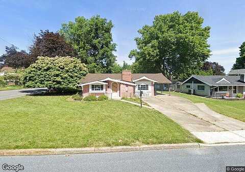 Glenwood, EMMAUS, PA 18049