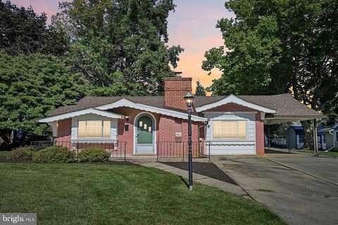 Glenwood, EMMAUS, PA 18049