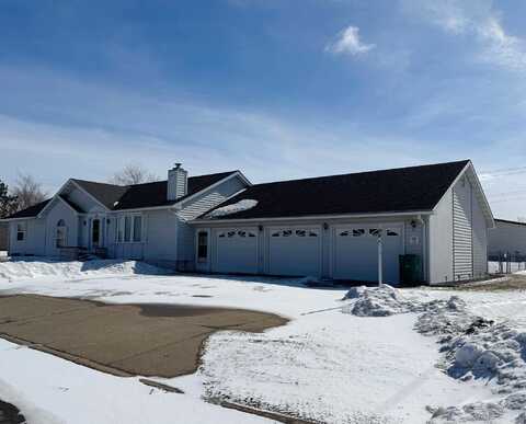 Elizabeth, KEEWATIN, MN 55753