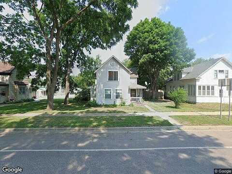 5Th, HENDERSON, MN 56044