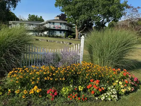 Bay Shore, STURGEON BAY, WI 54235