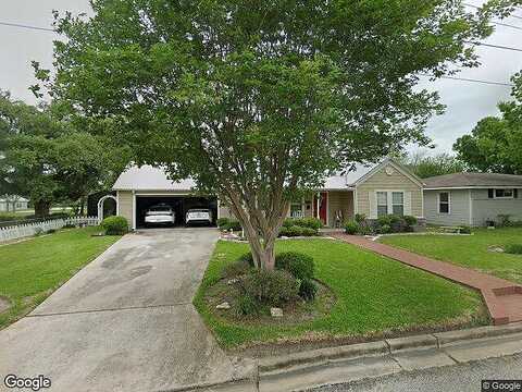 Ridge, HALLETTSVILLE, TX 77964