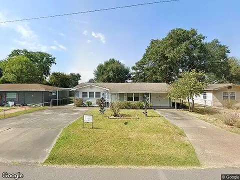 6Th, PORT NECHES, TX 77651