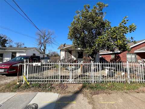 Parvia, DALLAS, TX 75212