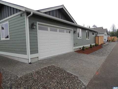 Normande, SEQUIM, WA 98382