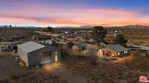 Avenue T, LLANO, CA 93544