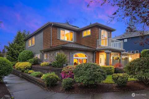 70Th, KIRKLAND, WA 98033