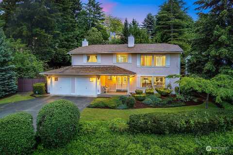137Th, BELLEVUE, WA 98006