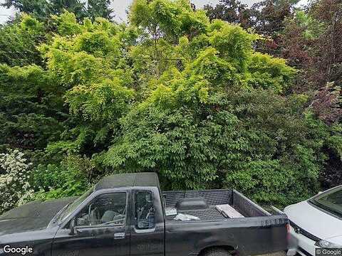 75Th, KIRKLAND, WA 98033