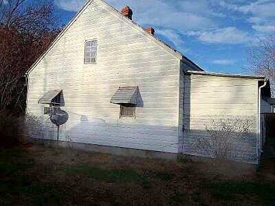 Oakland, FARNHAM, VA 22460