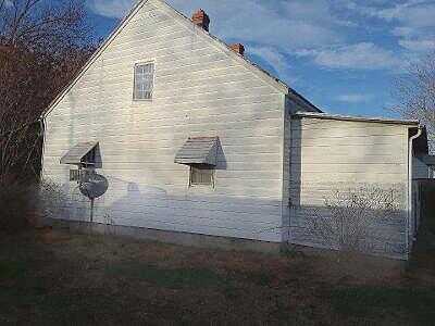 Oakland, FARNHAM, VA 22460