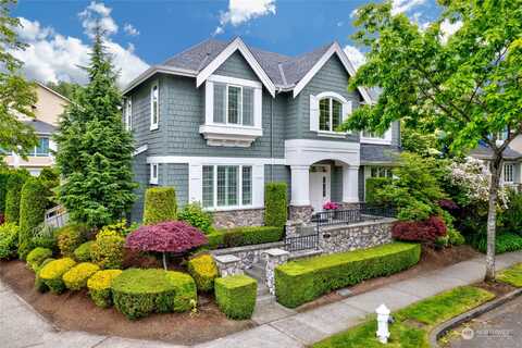 30Th, ISSAQUAH, WA 98029