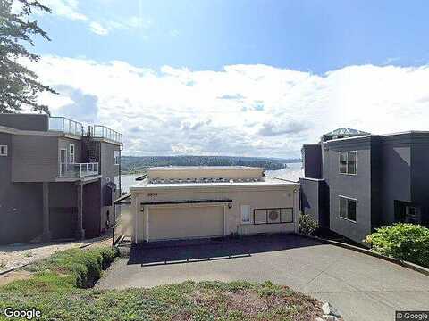 118Th, KIRKLAND, WA 98034
